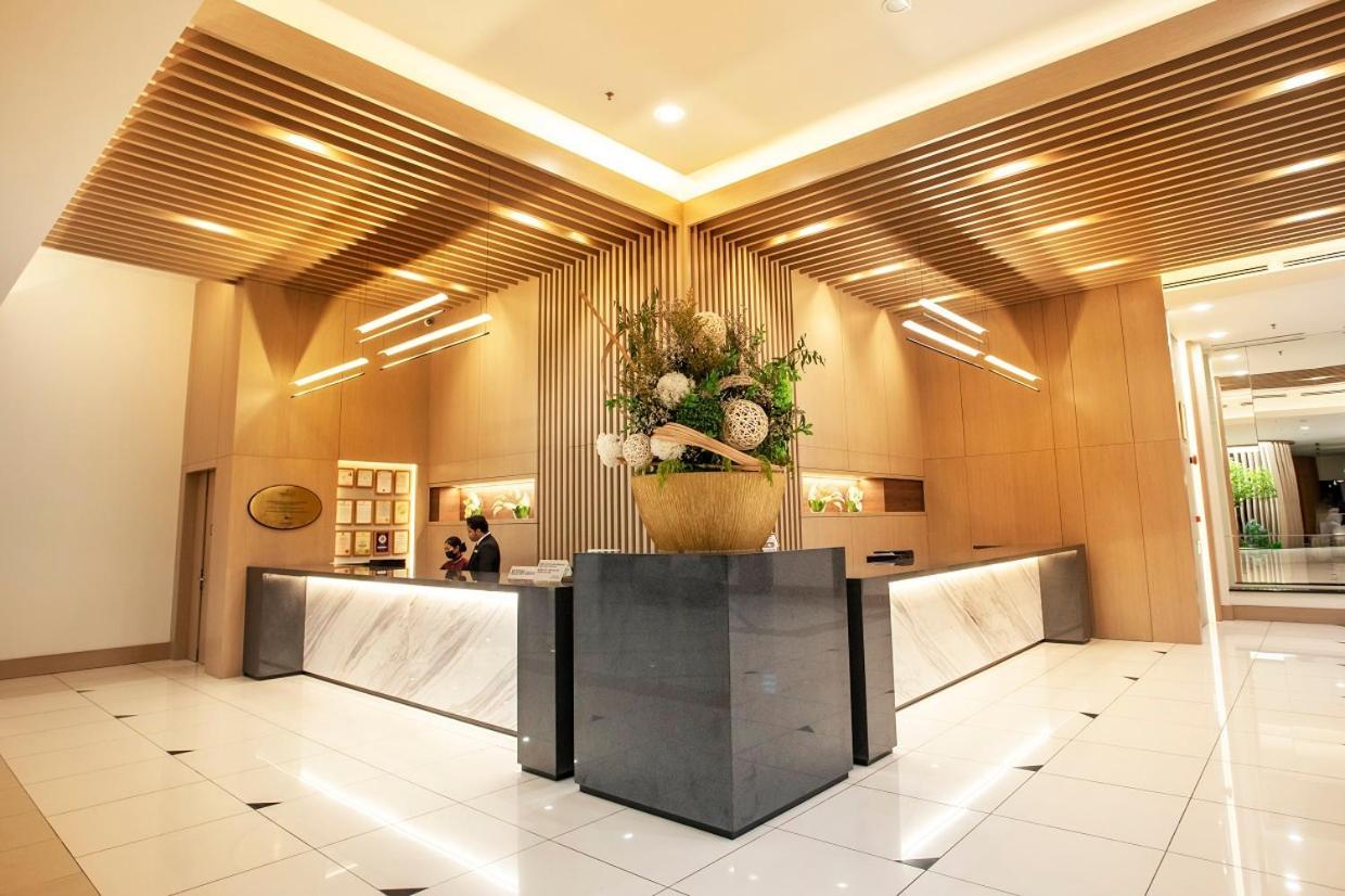 Nilai Springs Resort Hotel Zewnętrze zdjęcie