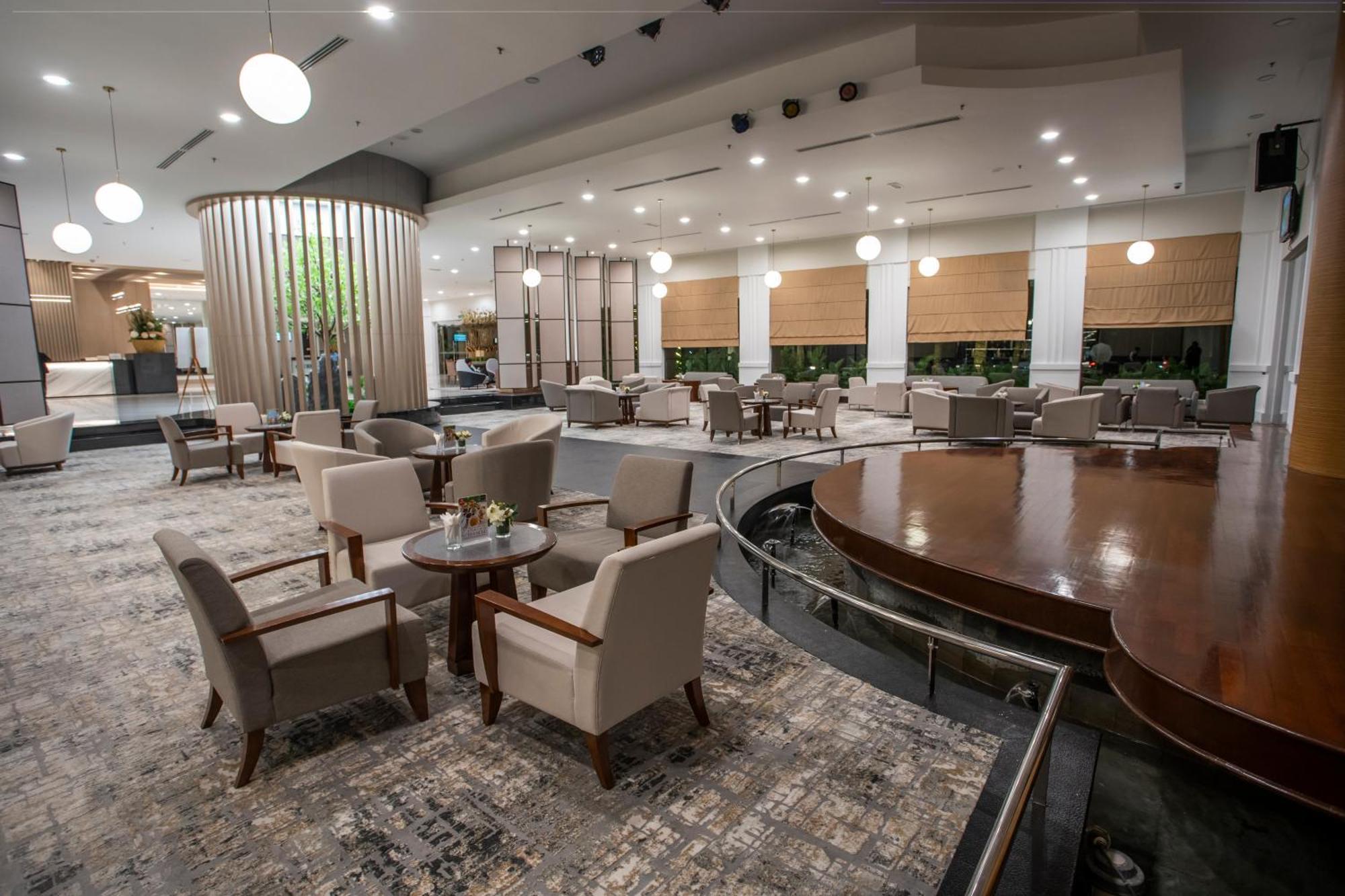 Nilai Springs Resort Hotel Zewnętrze zdjęcie